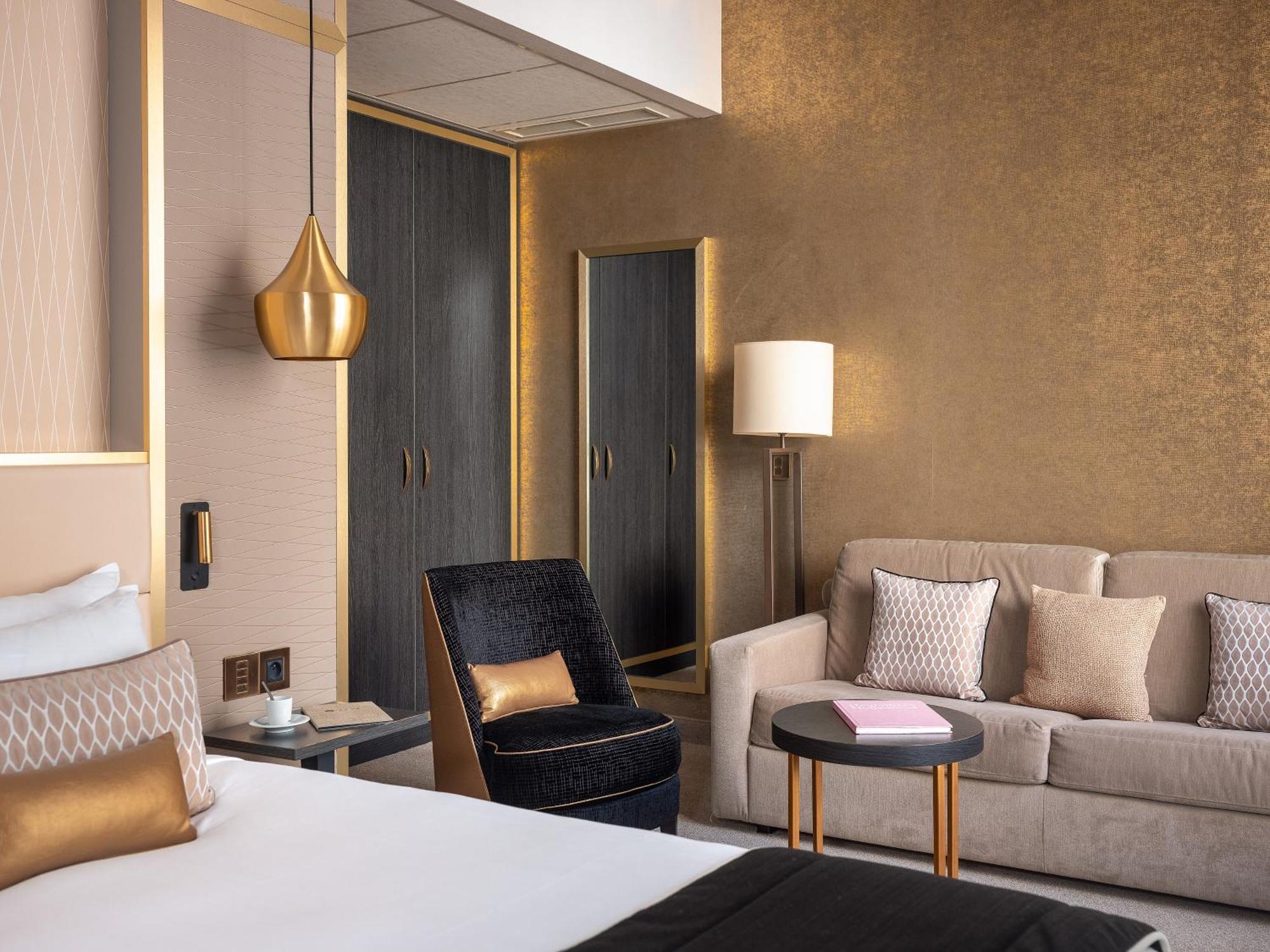 Hotel Niepce Paris, Curio Collection By Hilton Paris