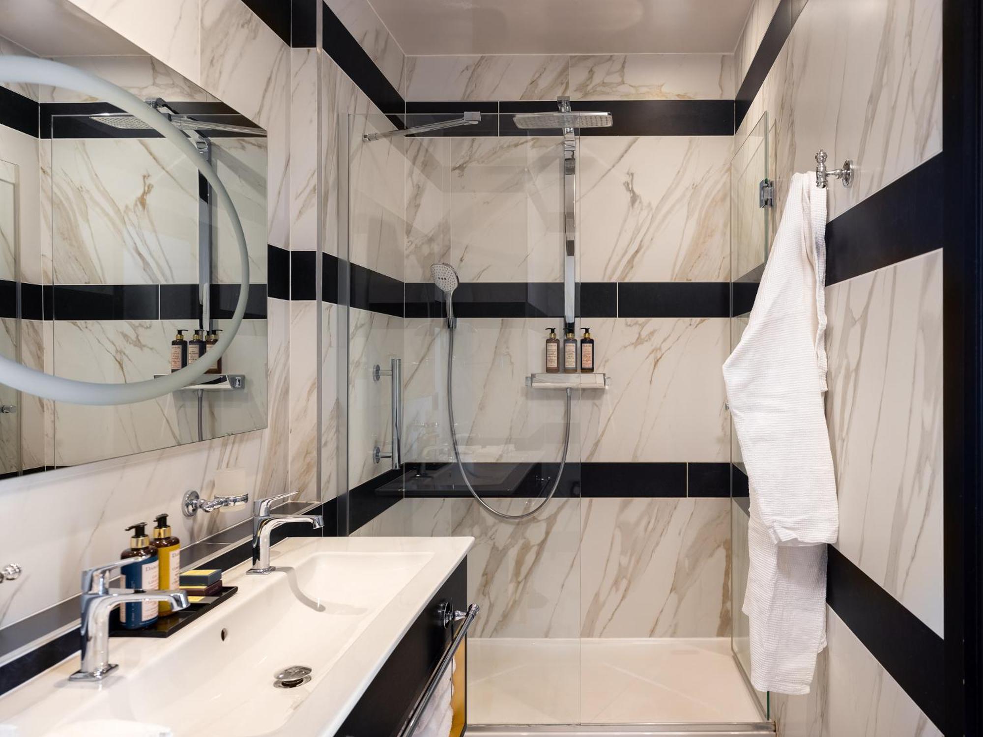 Niepce Paris, Curio Collection By Hilton