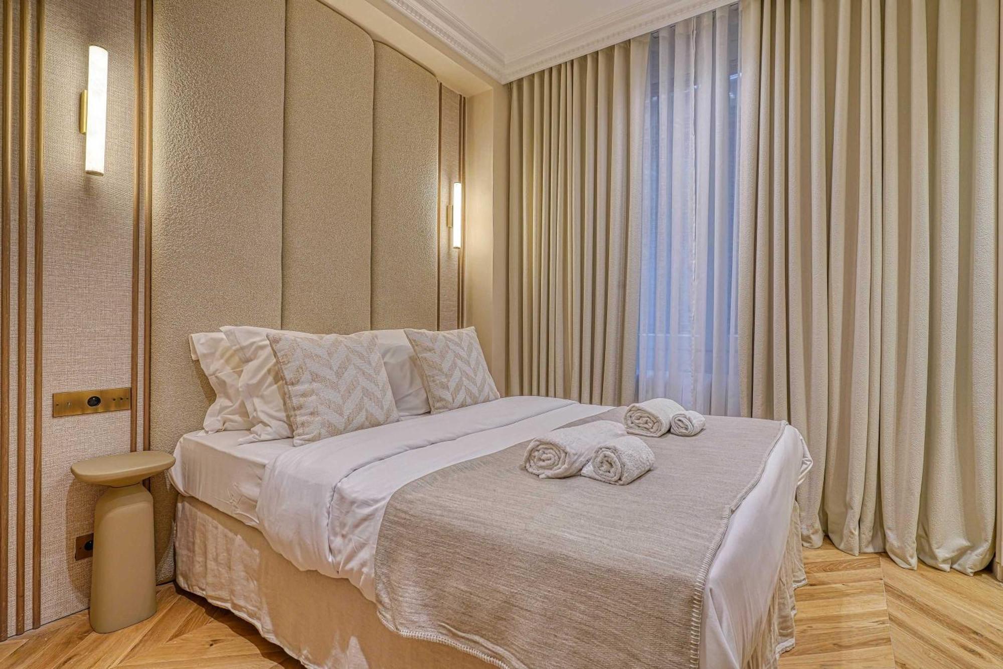 Sumptuous Opera Vendome By Studioprestige