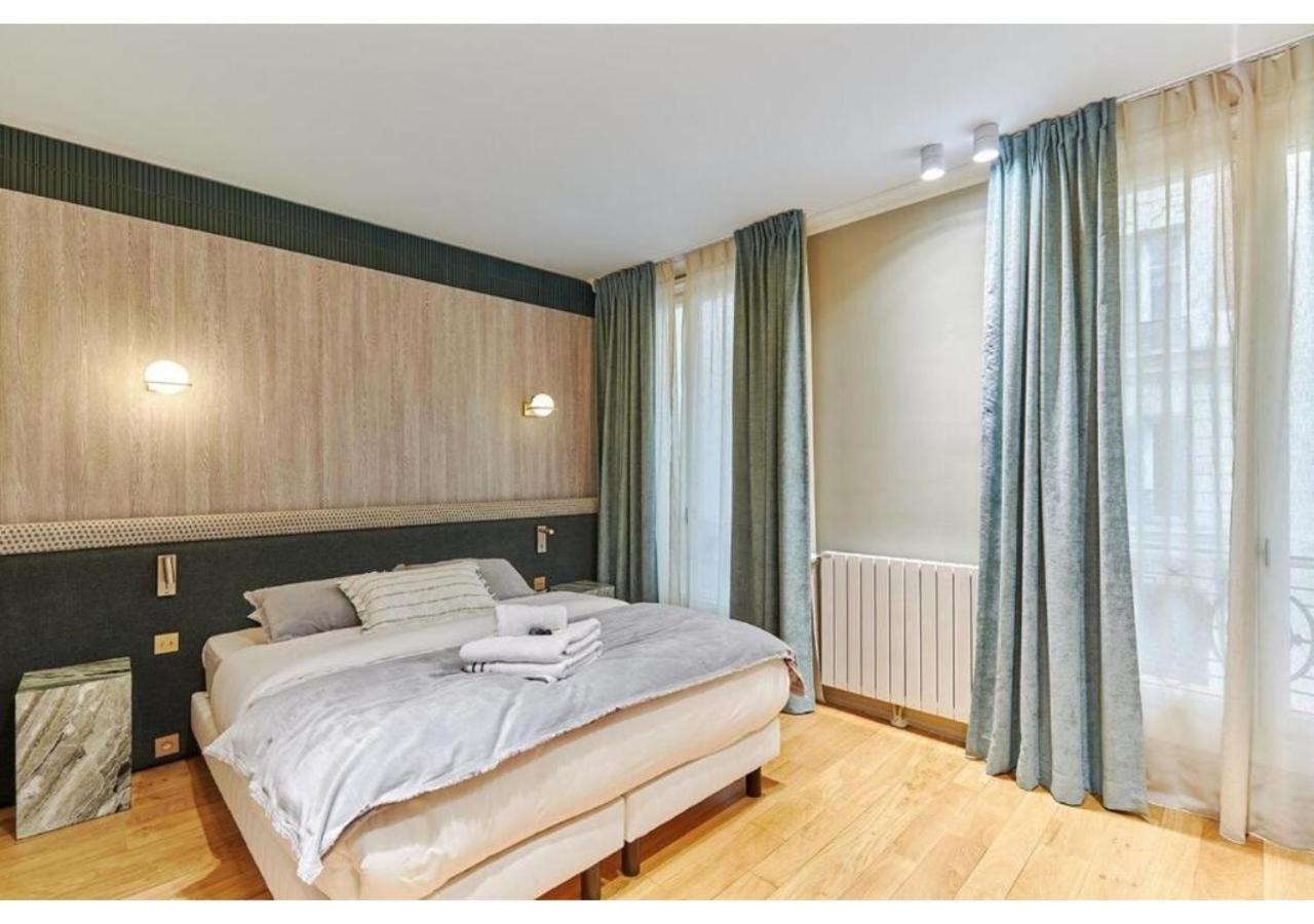 Apartment Terrace Trocadero Eiffel Tower By Prestige Paris