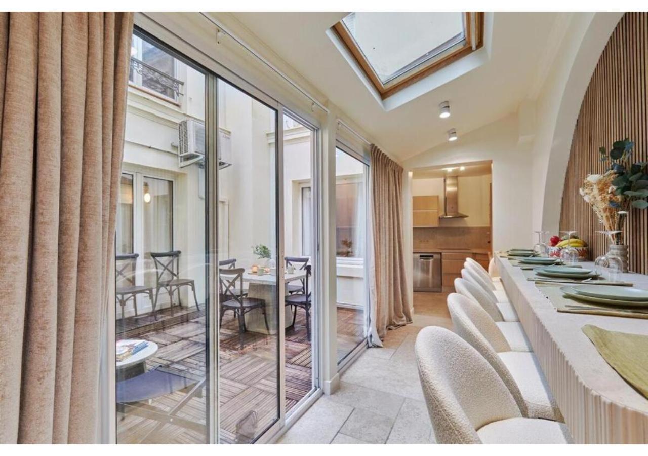 Terrace Trocadero Eiffel Tower By Prestige * Paris