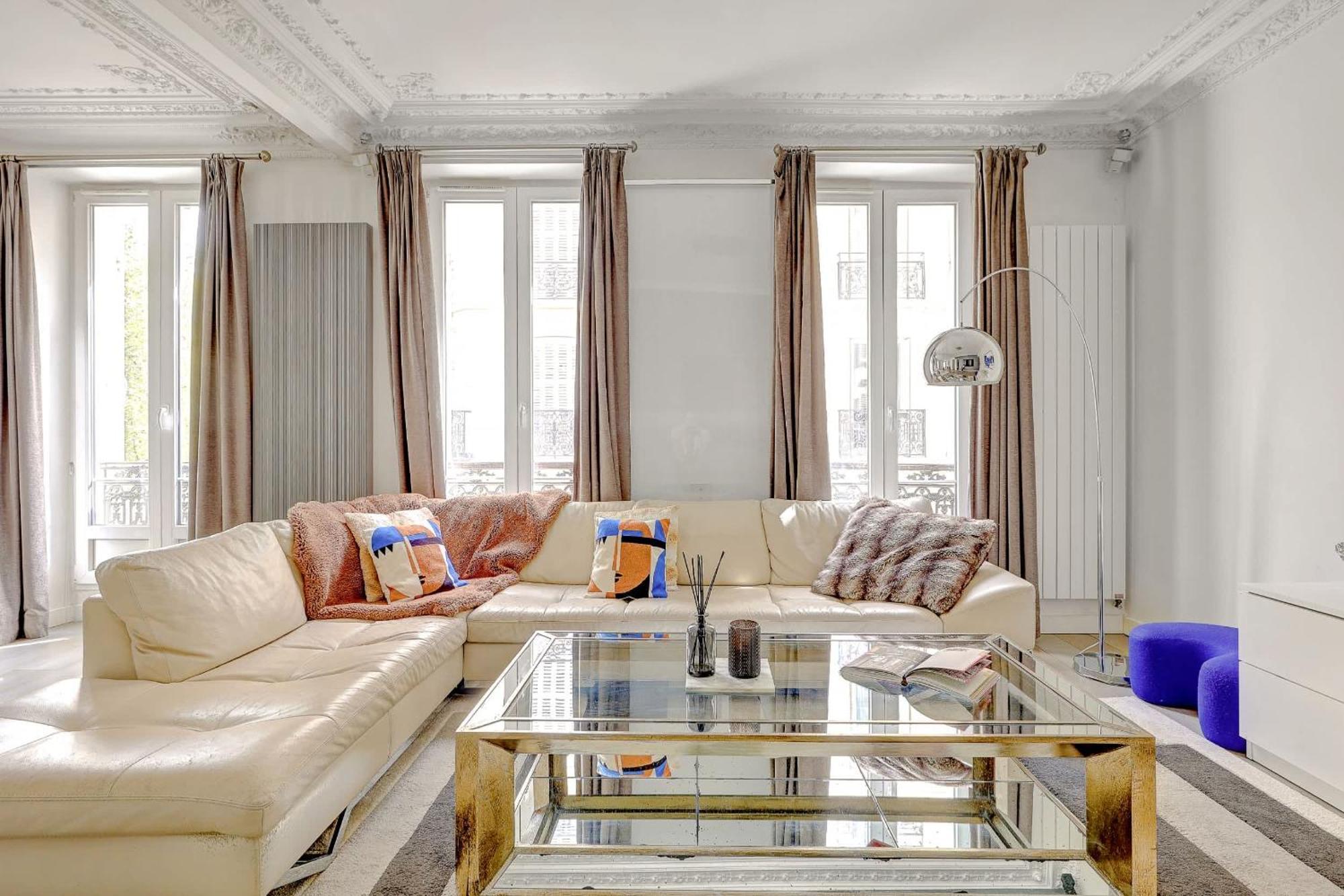 Elegant 3br Champs-elysees & Arc De Triomphe Apartment