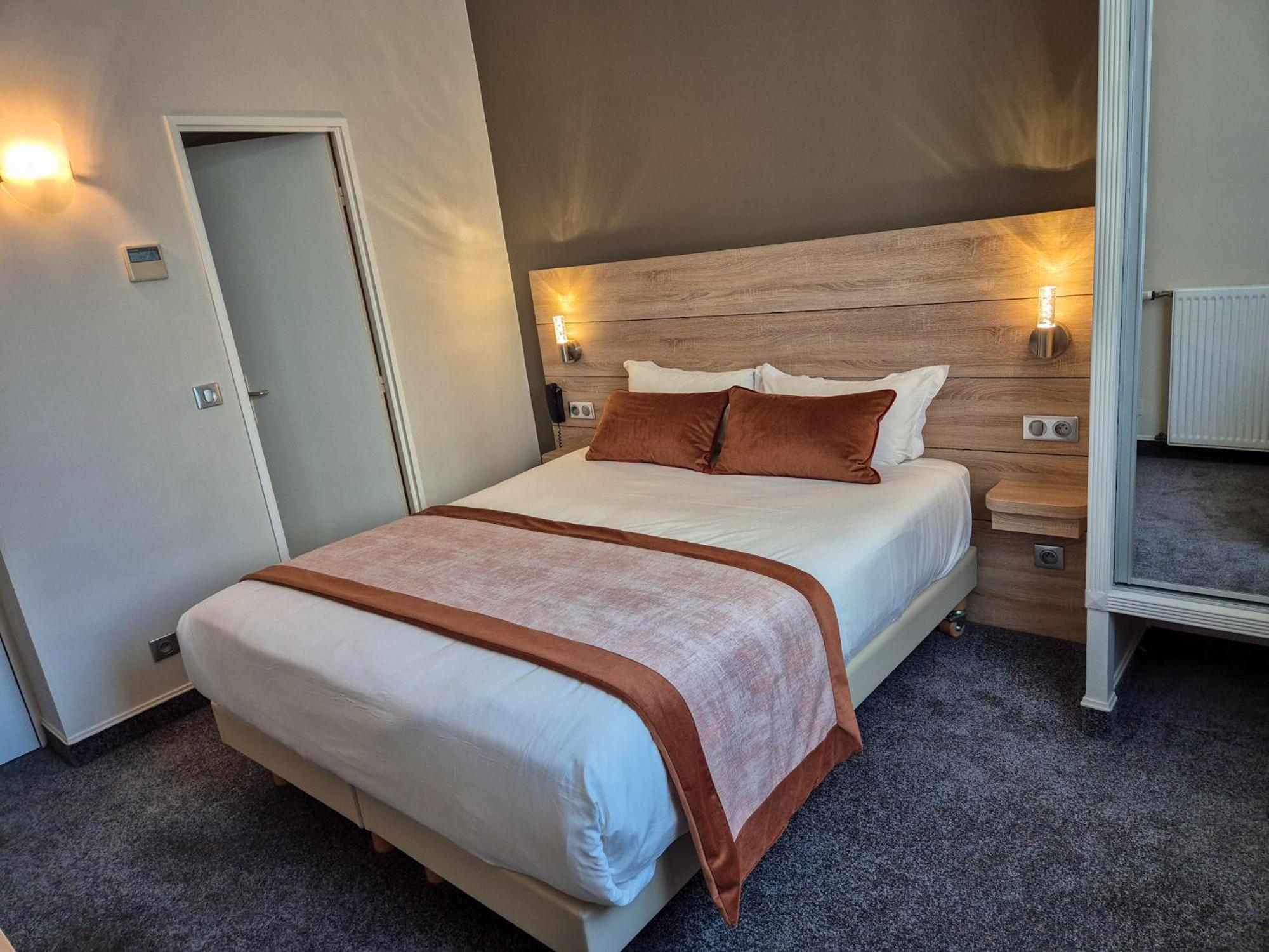 Champerret Elysées 3* Paris