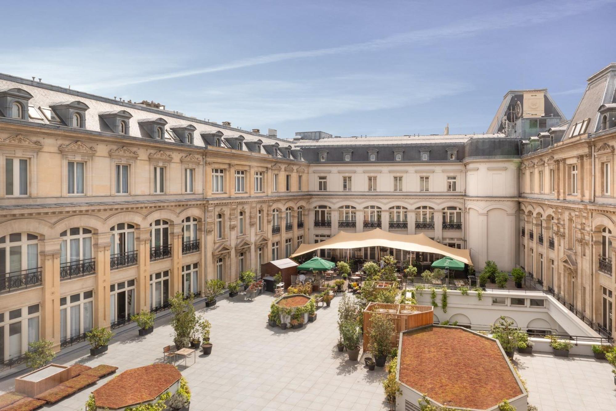 Crowne Plaza République, An Ihg