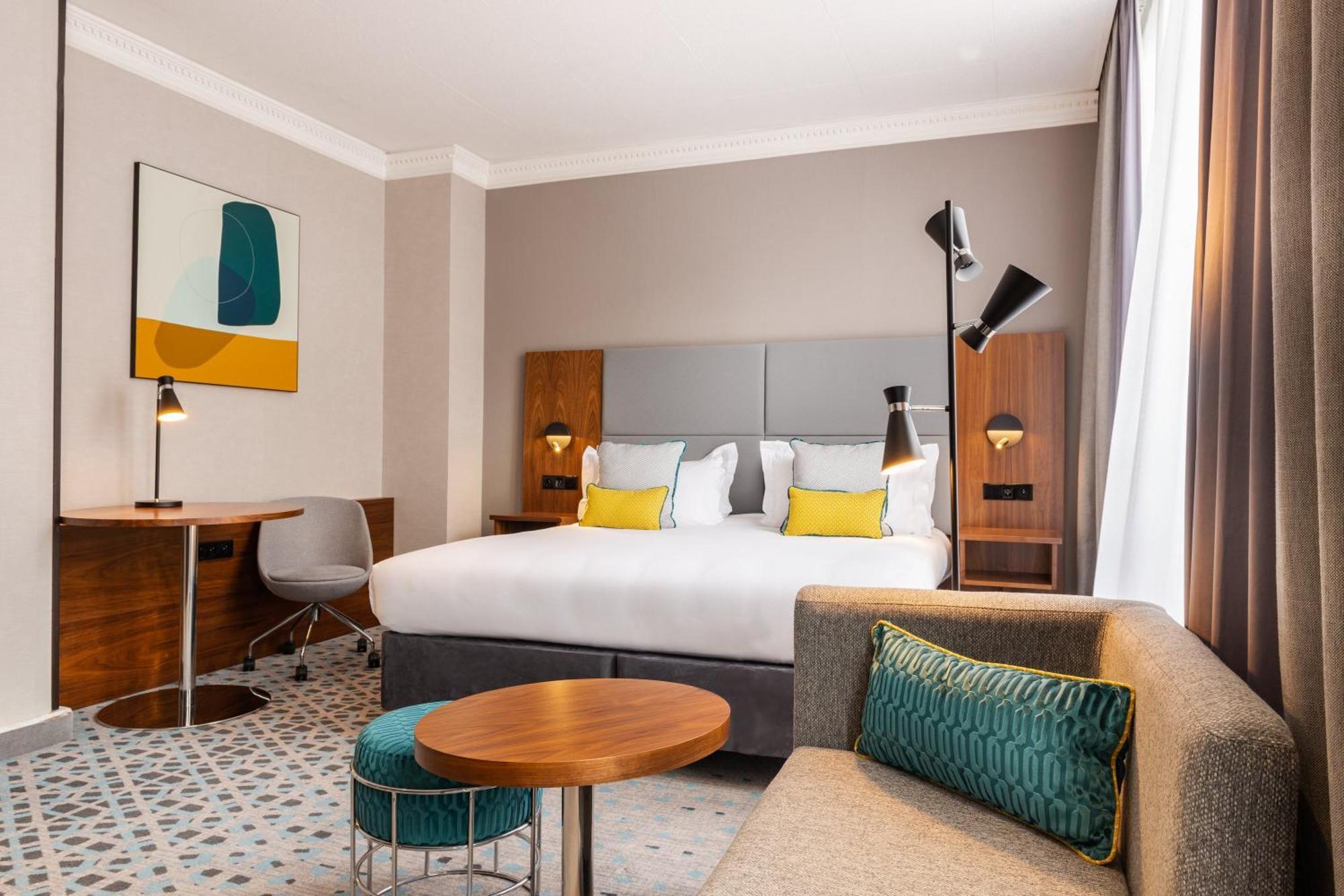 Hotel Crowne Plaza Republique By Ihg