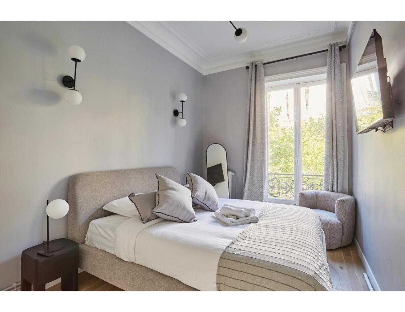 Concorde Madeleine By Prestige Apartment