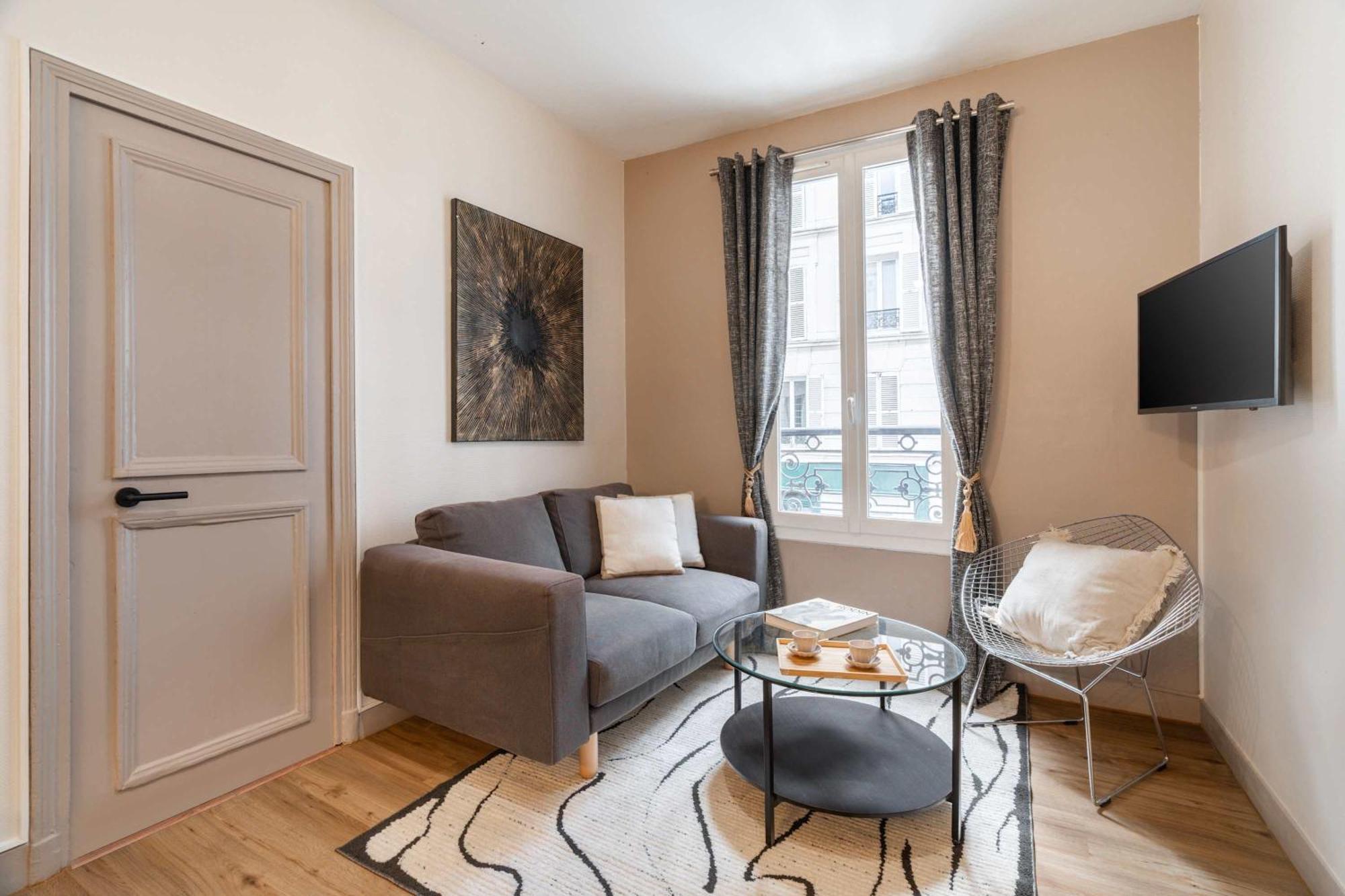 Near Porte De Versailles Apartment *