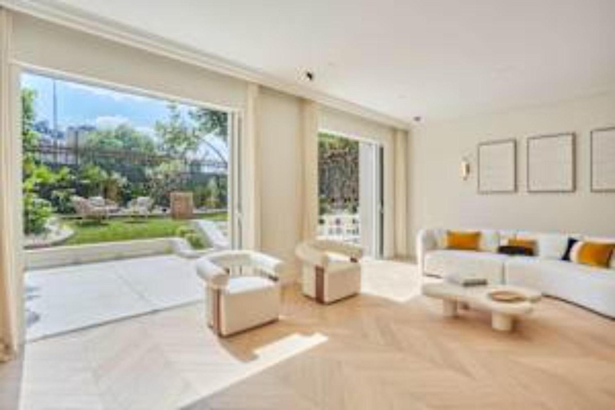 Sumptuous With Garden Arc De Triomphe Apartment *
