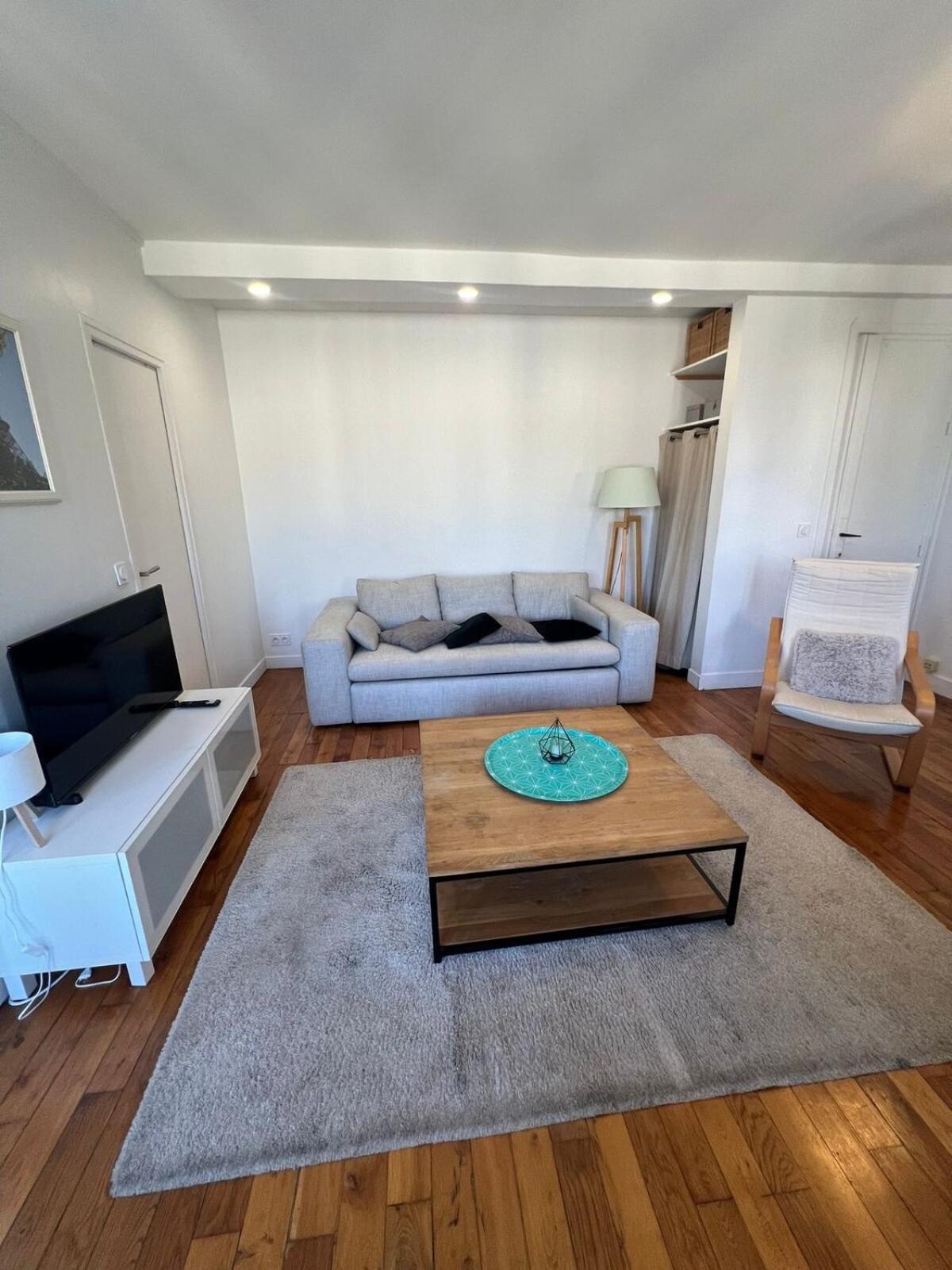 Luxury Flat Tour Eiffel 16e *
