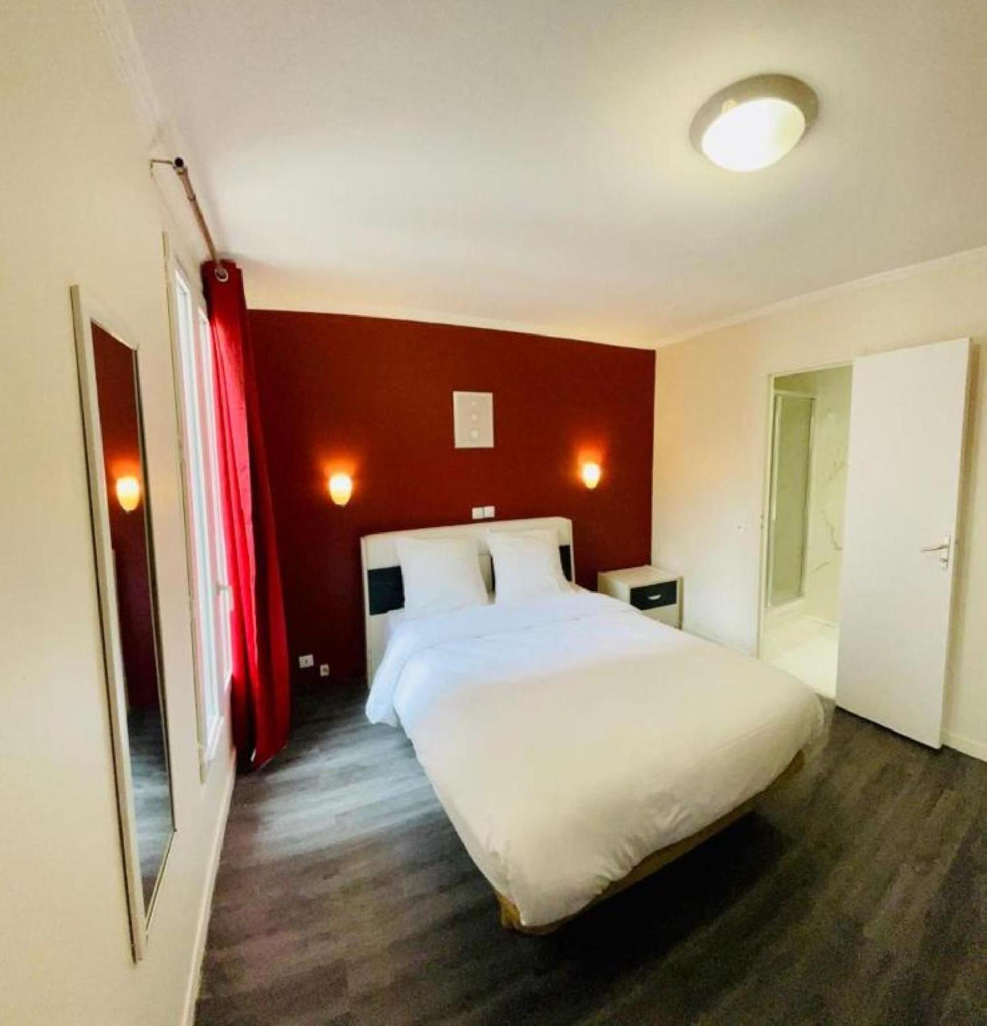Hipotel Gambetta Republique 2*