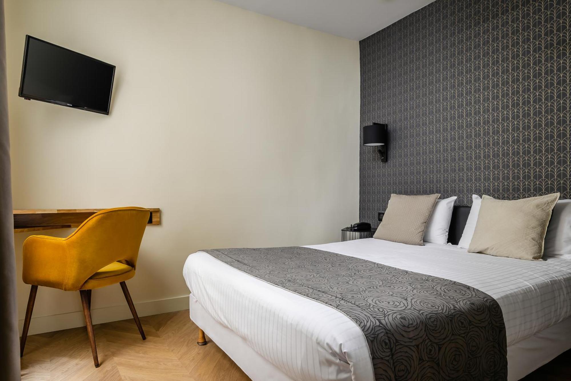 Elysee Etoile Hotel 2*