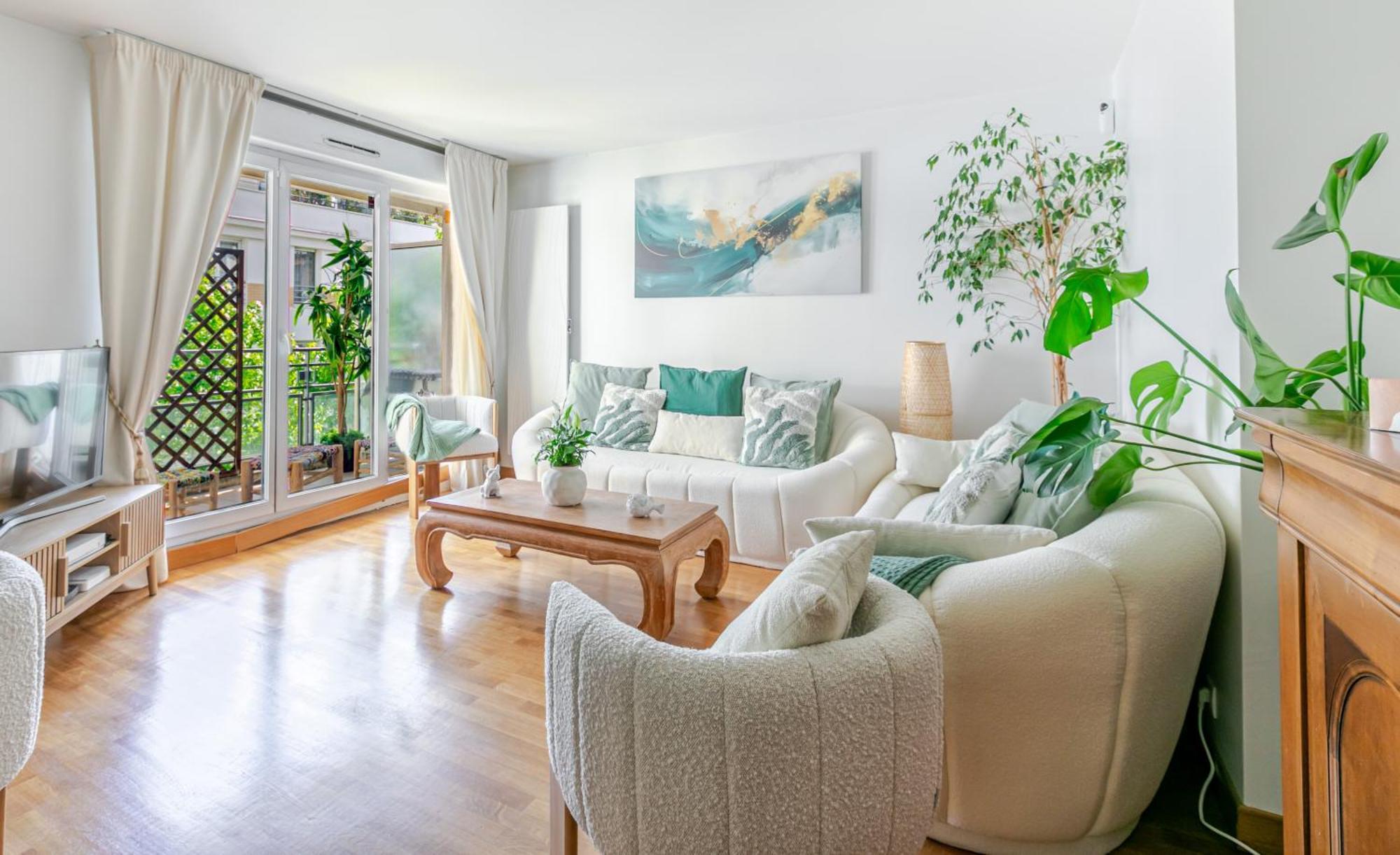 Un Ptit Soleil A Apartment Paris
