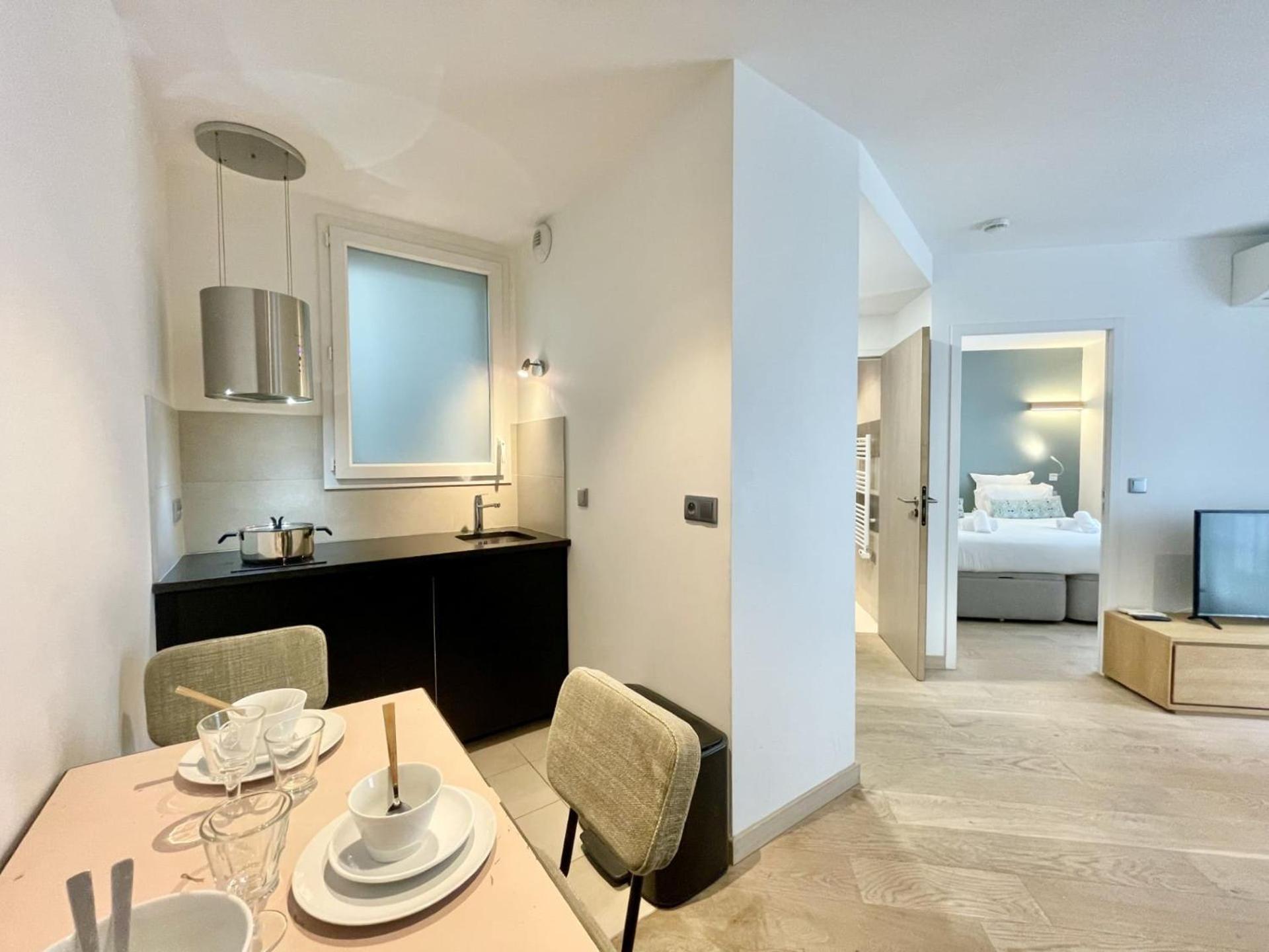 Parisian L Montmartre Apartment Paris