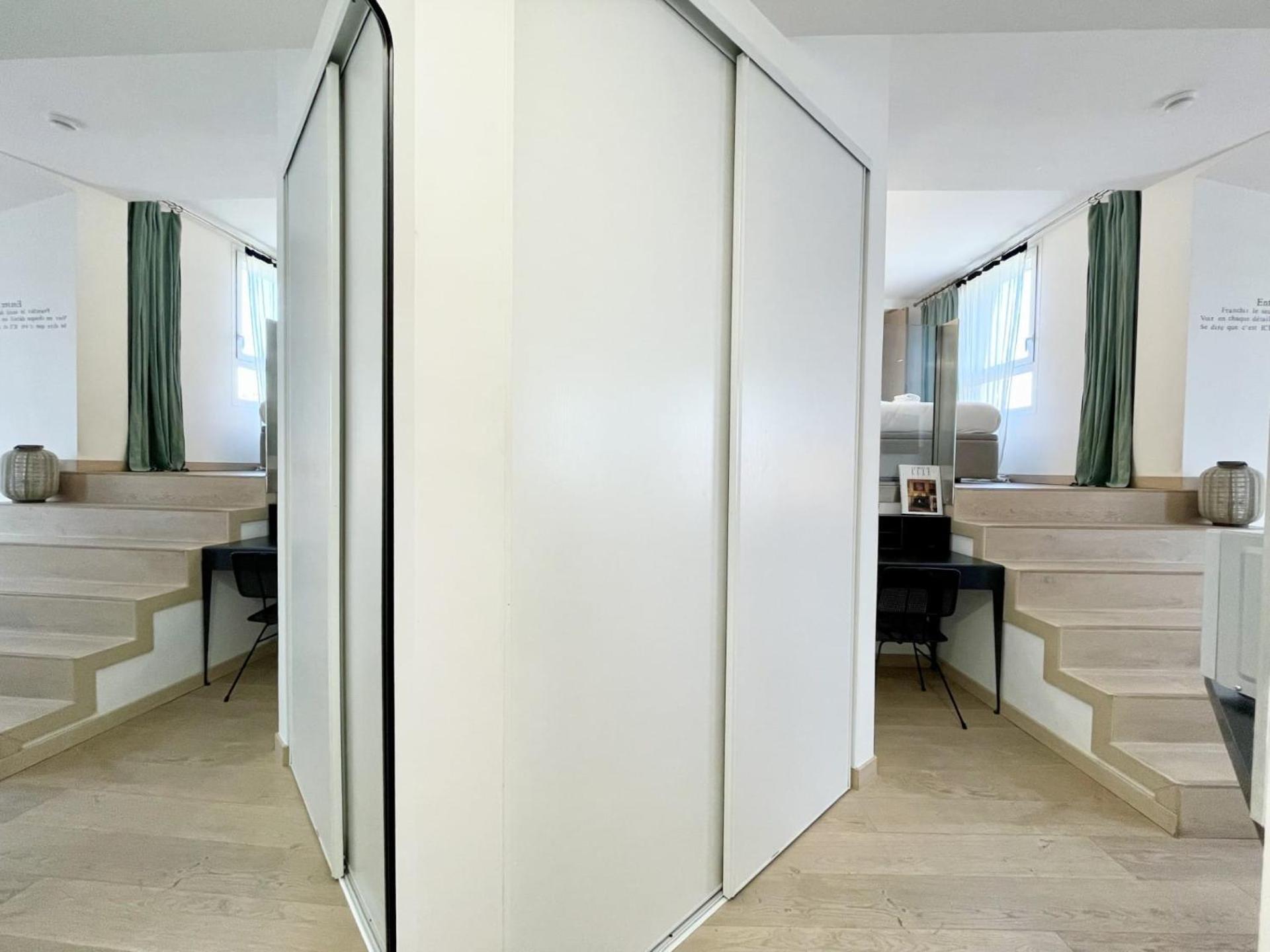 Apartment Parisian L Montmartre *