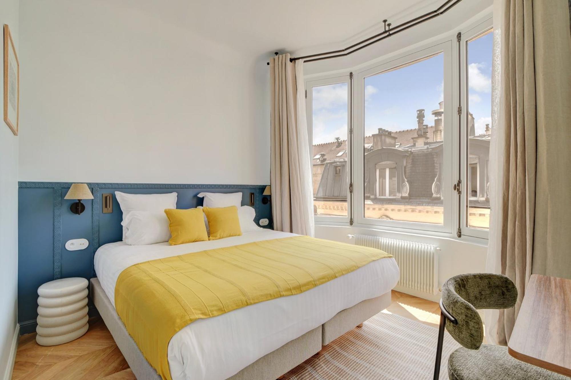 Collection Serviced In Opera - Rue Saint-lazare Apartment Paris