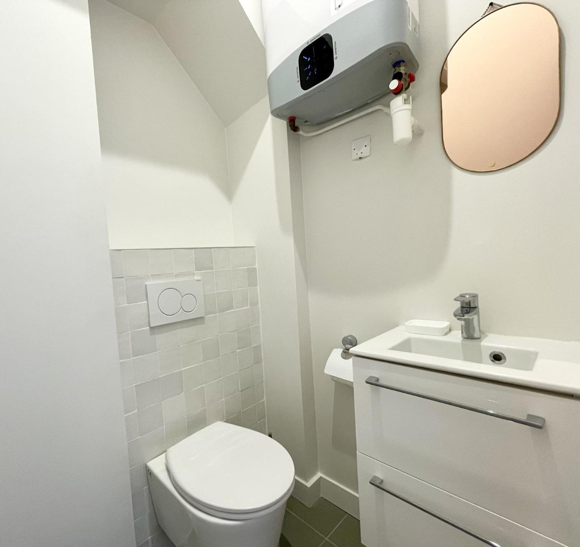 Apartment Parisian L Marais Paris