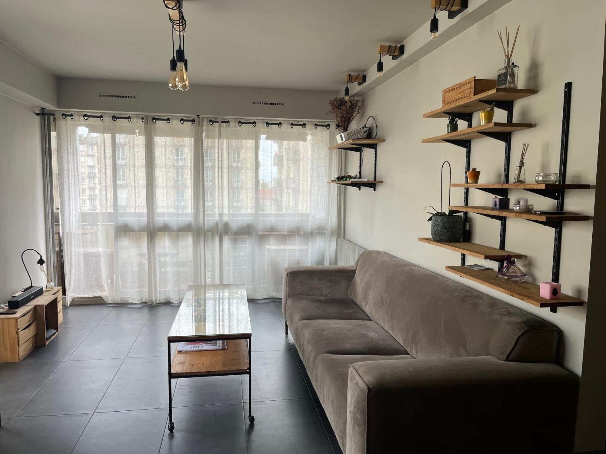 Terrasse Avec Vue, Proche Bercy-paris, 3 Pieces Spacieux Et Confort Appartement *
