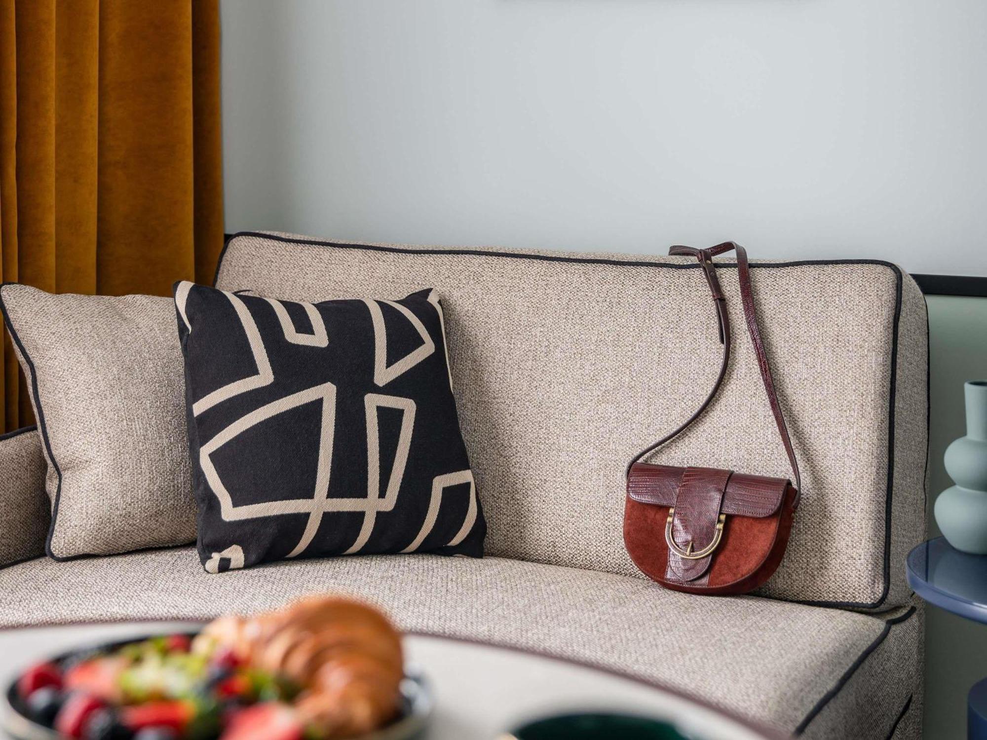 Faubourg Galant - Handwritten Collection Hotel Paris