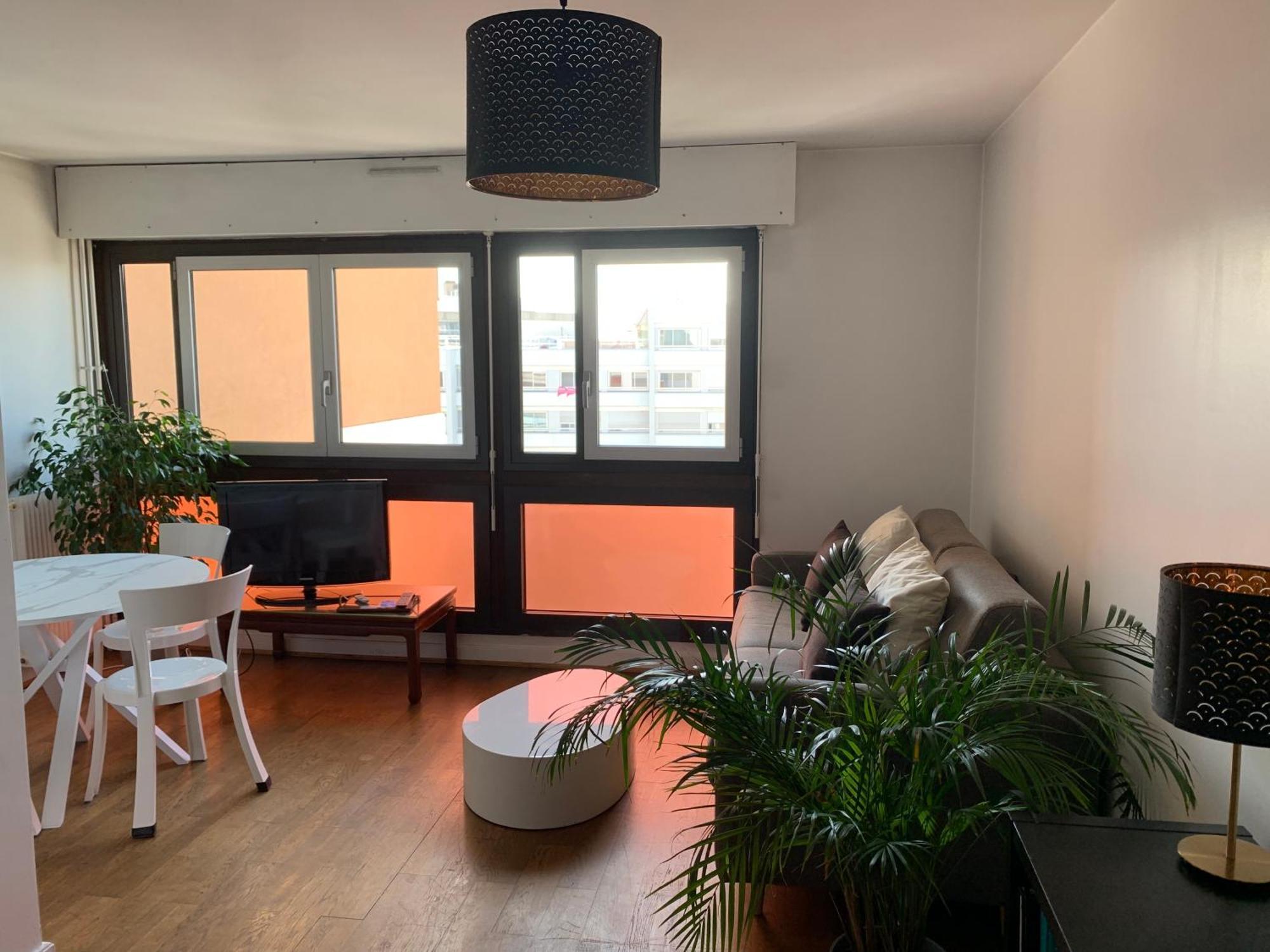 2 Pieces Apartment