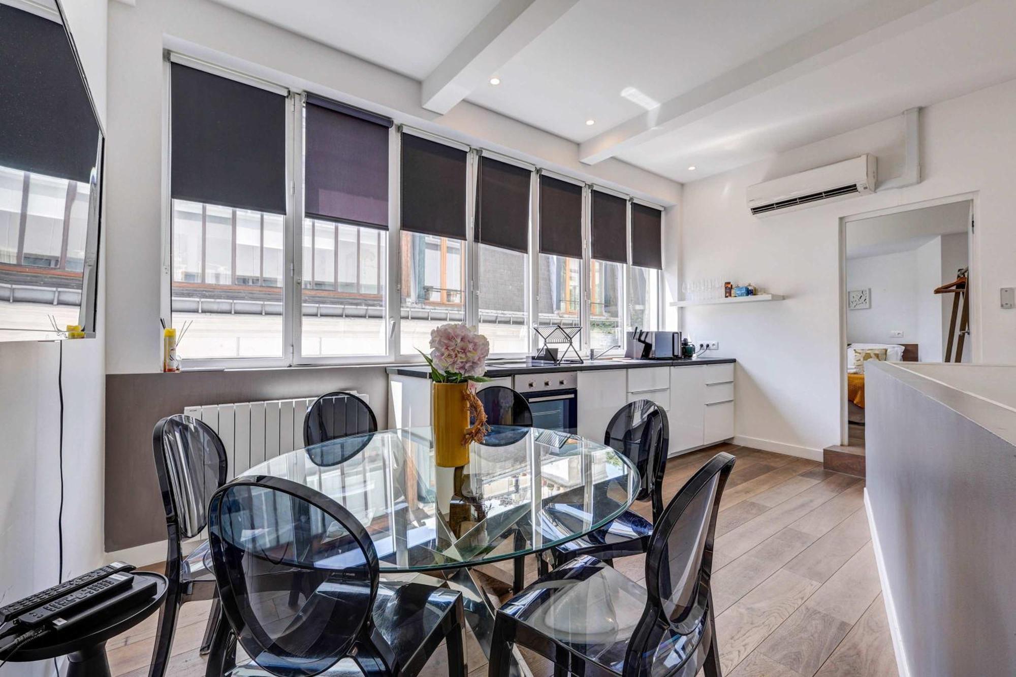 Montmartre Stylish And Bright 3bd With Terrace