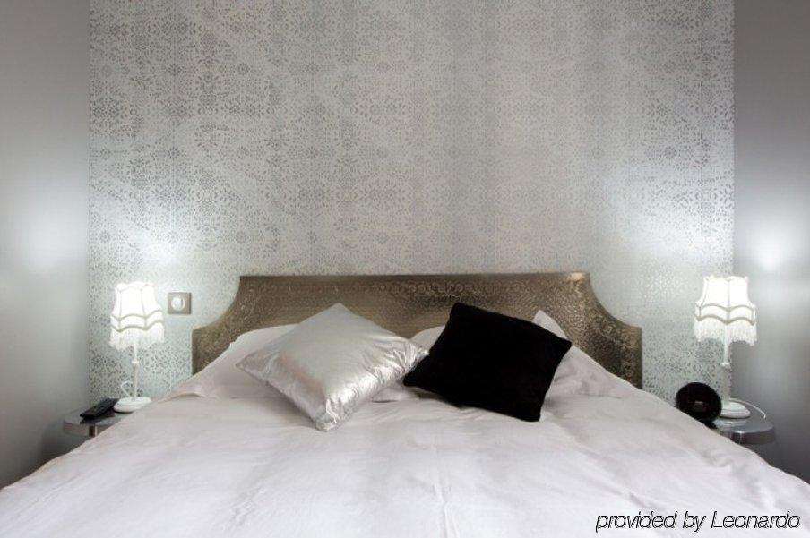 Hotel La & Paris