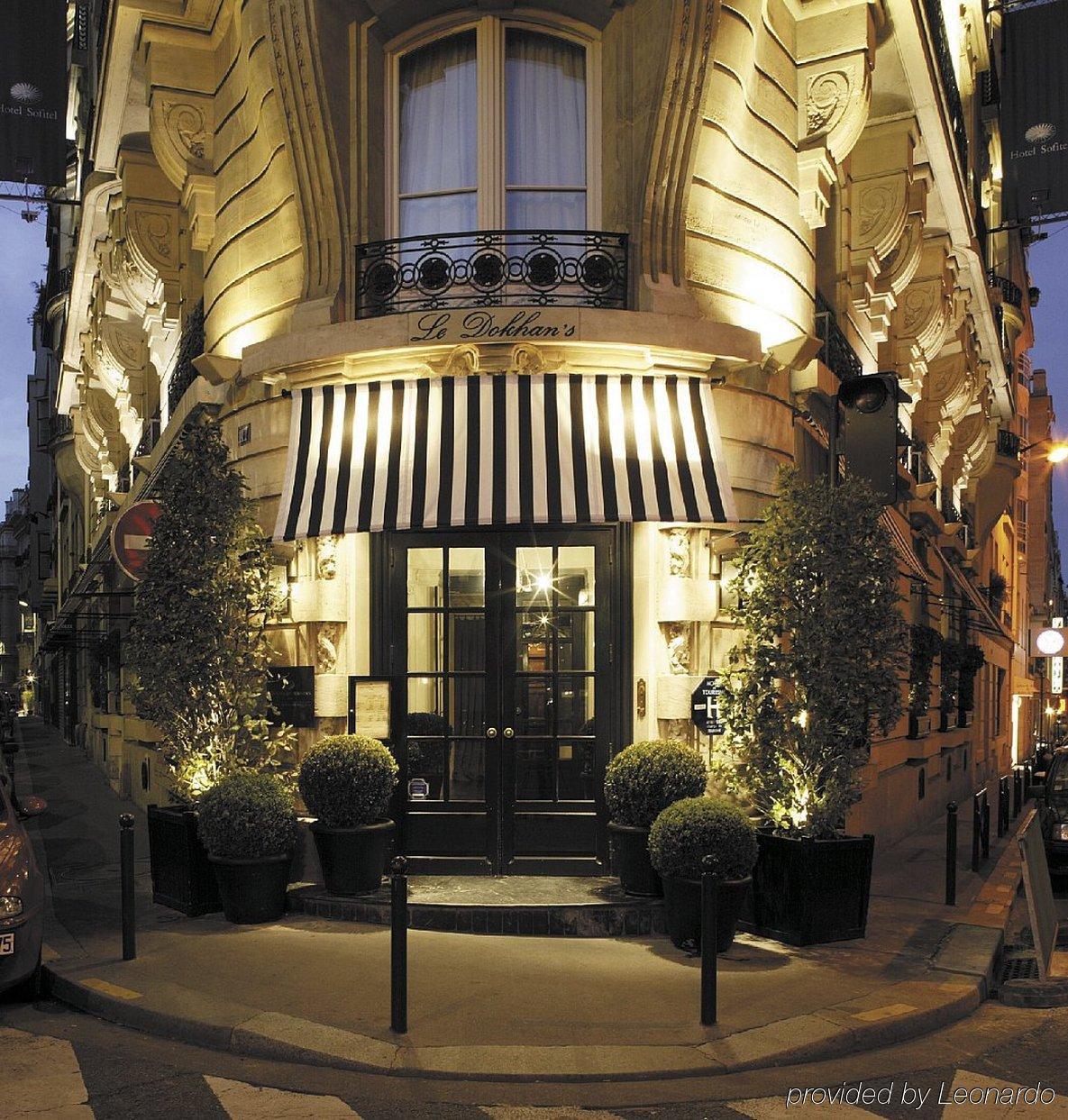 Le Dokhan's Arc De Triomphe, A Tribute Portfolio 5*