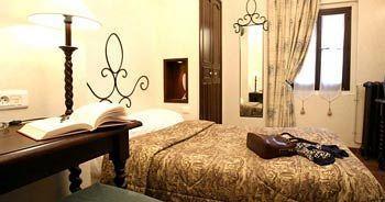 Castex Hotel