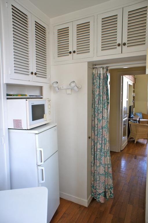 Artist Studio View Eiffel Tower Apartment