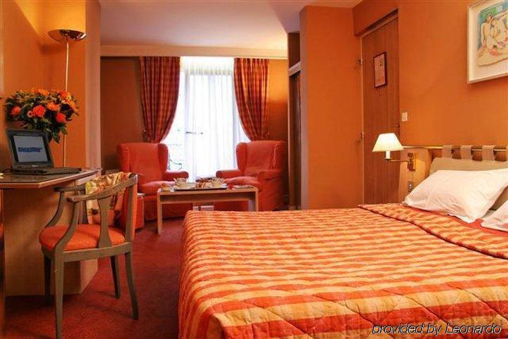 Hotel Moulin Plaza 3*