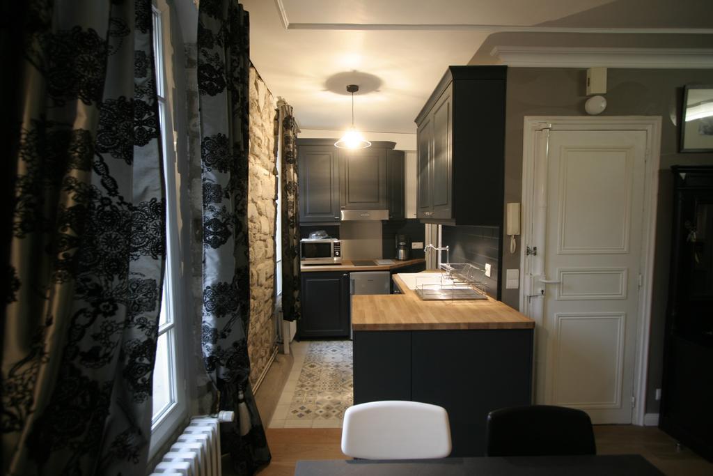 Apartment Parisinteriorsrentals - Beautiful Le Marais Notre Dame *