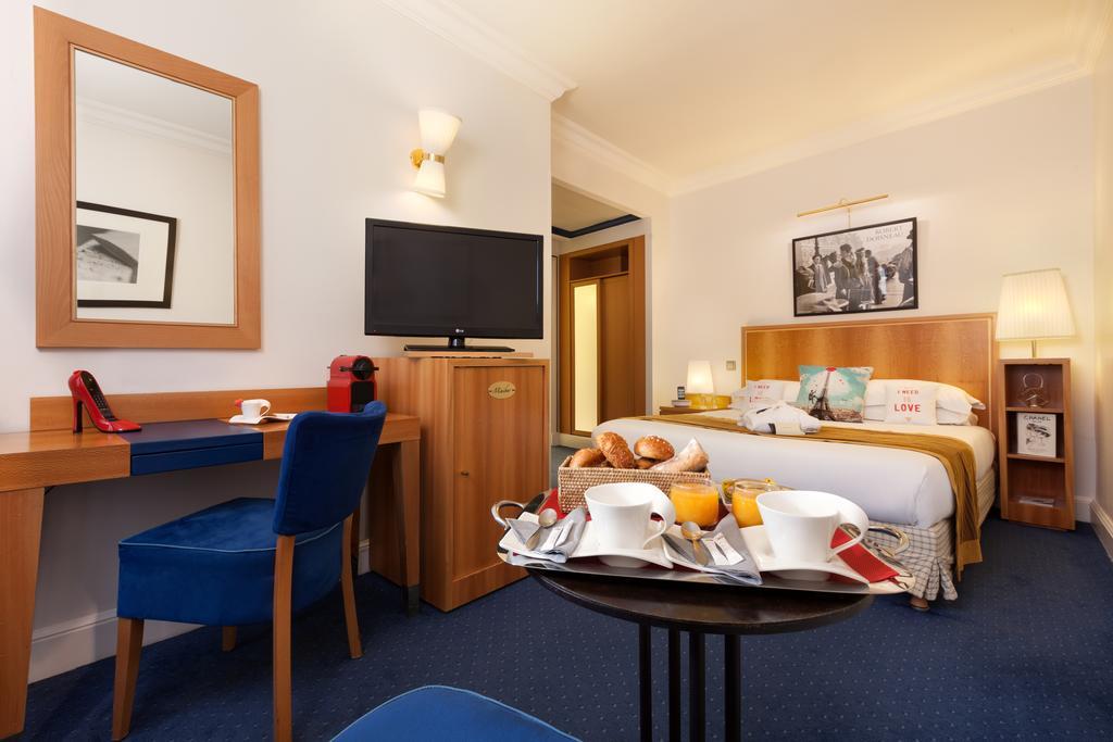 Waldorf Trocadero Tour Eiffel Hotel 4*