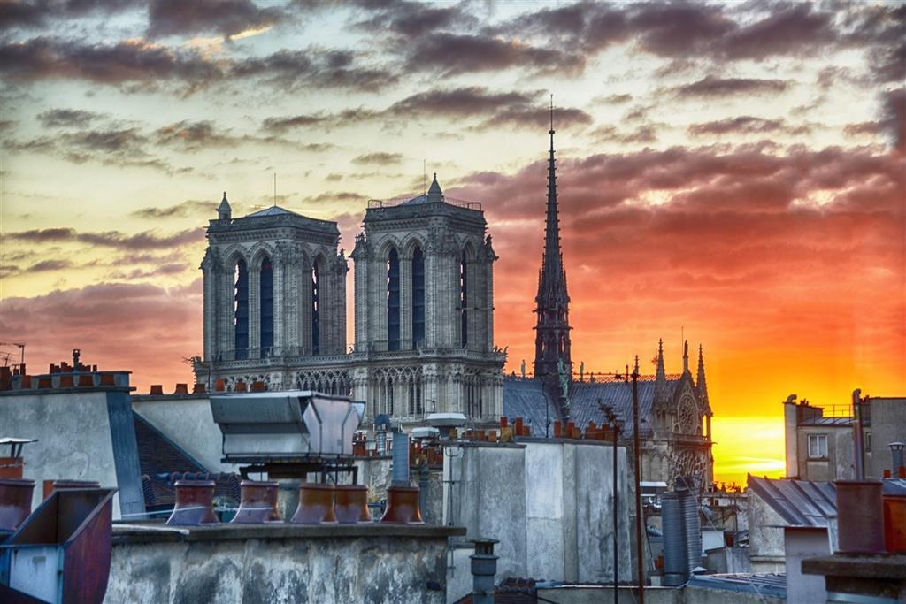 Notre Dame Flat Apartment Paris