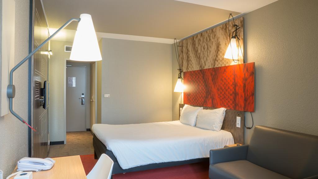 Hotel Ibis Gare De Lyon Ledru Rollin 3*