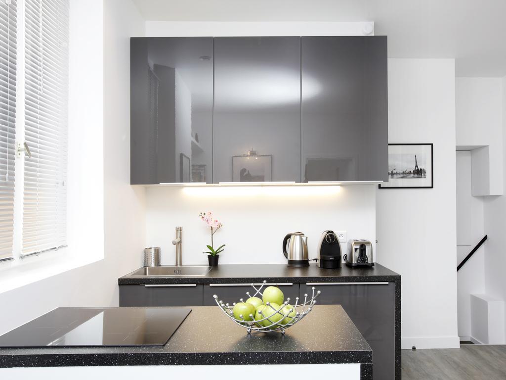 Charming 2br-2ba Between Le Marais & Le Louvre Apartment