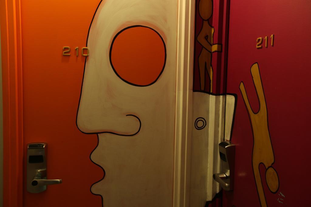 Woodstock Montmartre By Hiphophostels * Paris