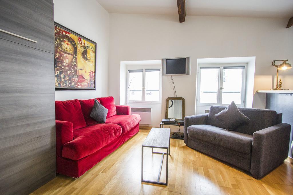 Apartment Moulin Rouge *