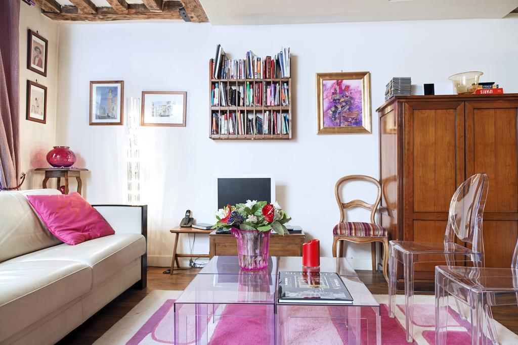 Camallo Apartment Paris