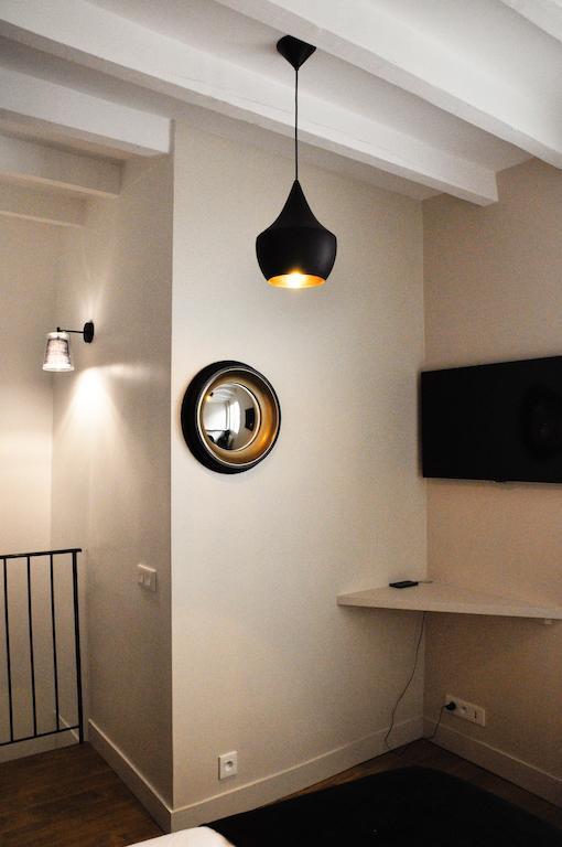 Appartement Duplex De Charme Au Coeur De Montmartre Paris