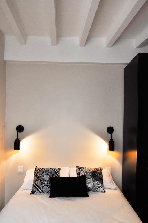 Appartement Duplex De Charme Au Coeur De Montmartre *