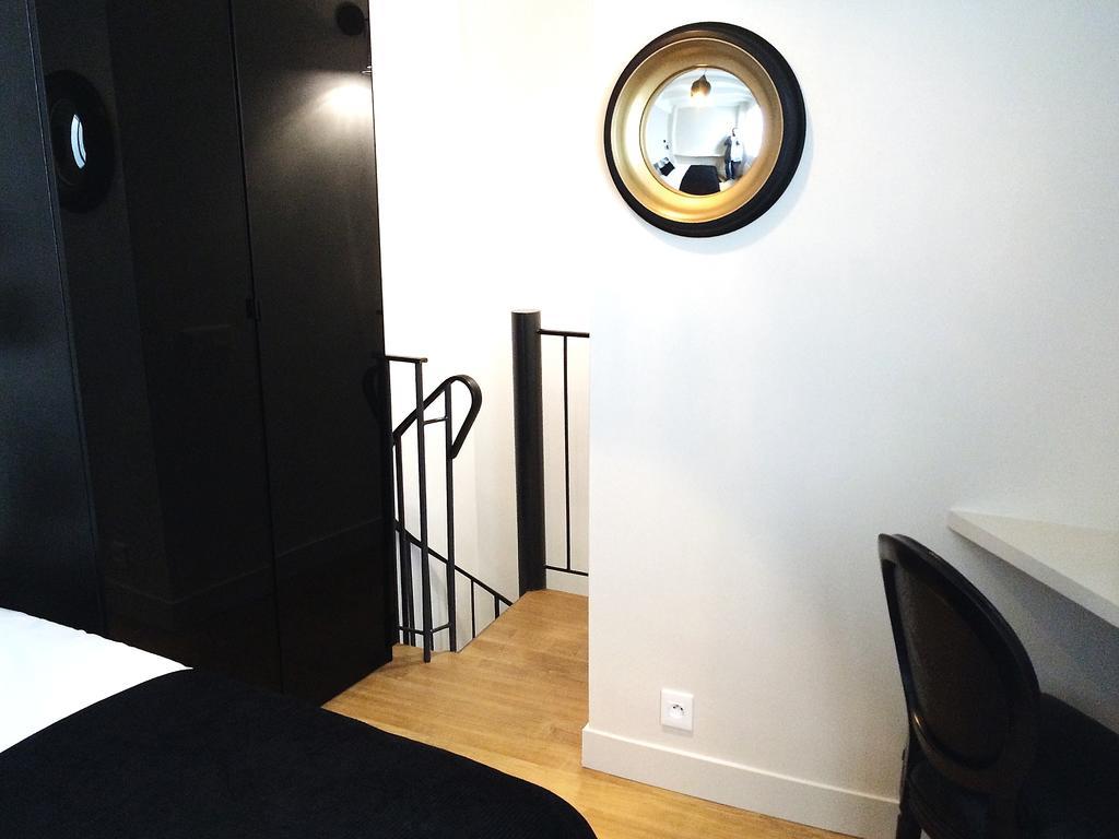 Duplex De Charme Au Coeur De Montmartre Paris