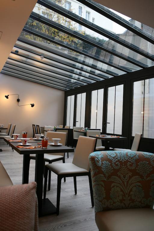 Hotel Vic Eiffel Paris