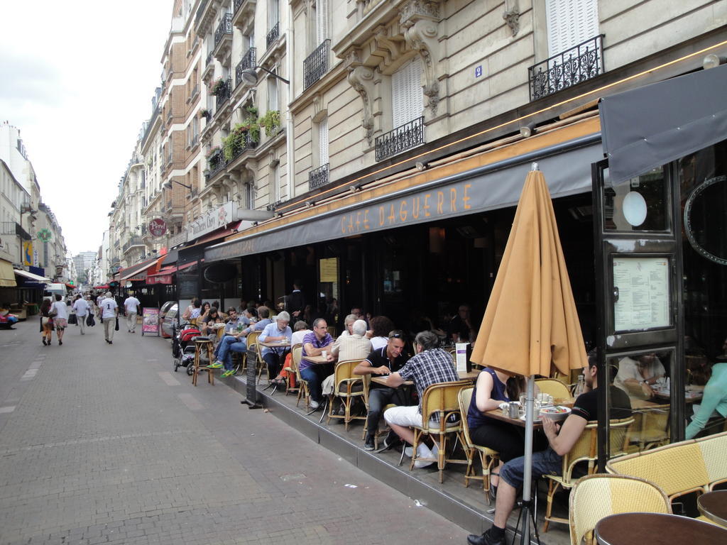 Almeria Garden Paris