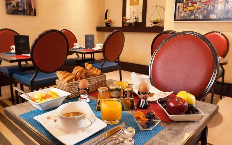 Hotel Waldorf Trocadero Tour Eiffel 4*