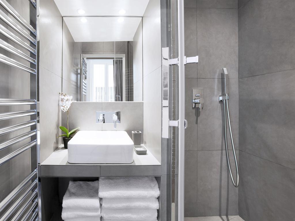 Charming 2br-2ba Between Le Marais & Le Louvre Paris