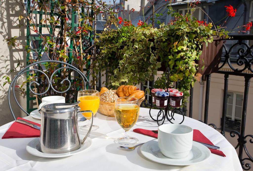 Hotel Saint-petersbourg Opera & 4*