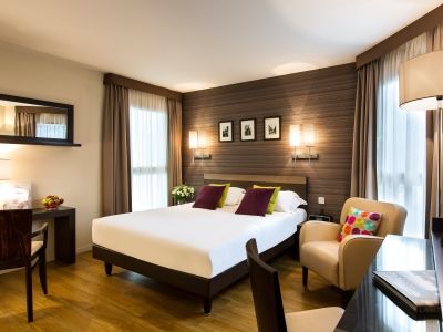 Aparthotel Citadines Republique 3*