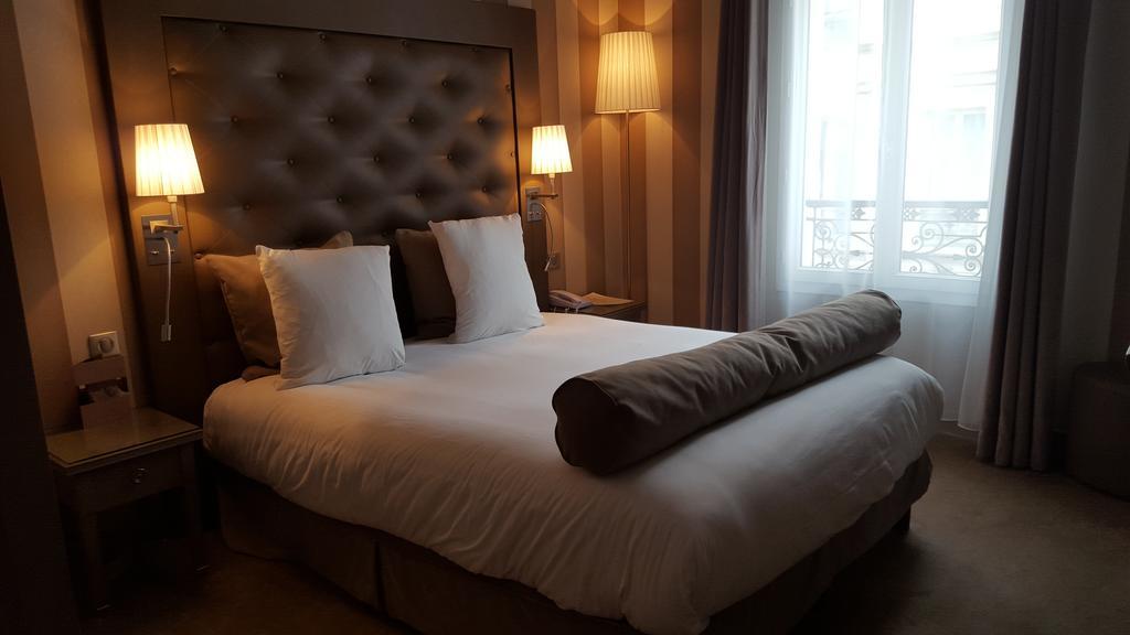 Saint Cyr Etoile Paris