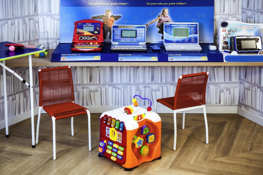 Hotel Ibis Styles Nation Porte De Montreuil 3*
