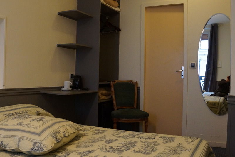 Hotel Apollo Opéra 3*