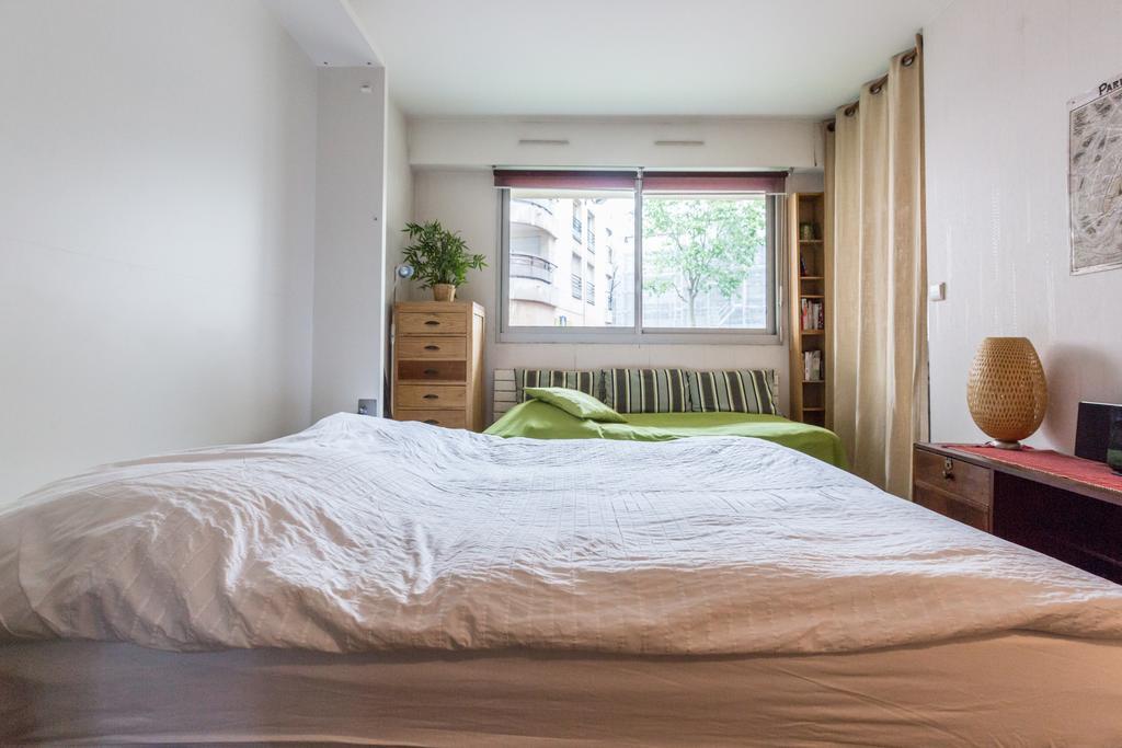 Apartment Studio Buttes Chaumont